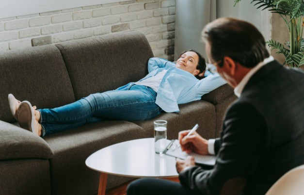 Adult woman in a psychology studio