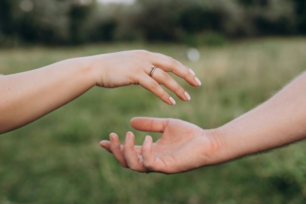 scheme of handshaking and distancing in psychology and the science of body